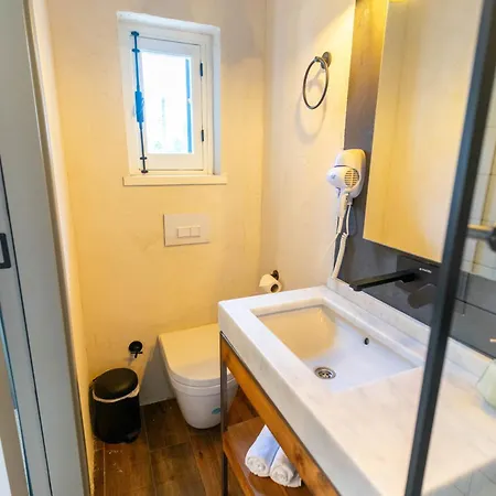 Zalihe Boutique North Gasthuis 3*