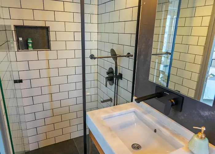 Zalihe Boutique North Konukevi Lefkoşa